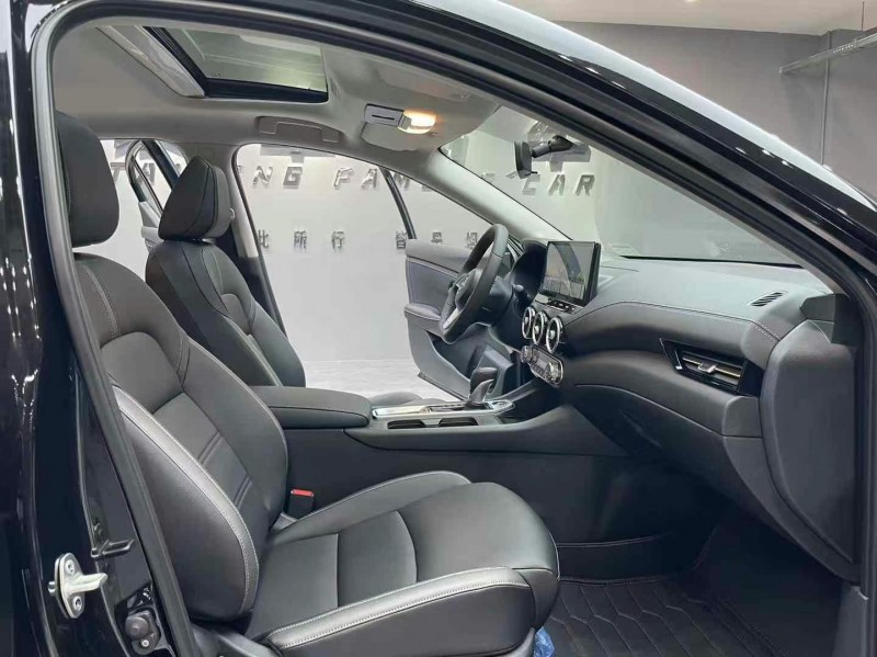 成都24年日产轩逸8