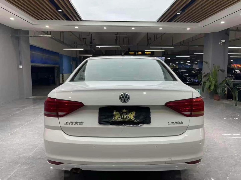 成都18年大众朗逸6