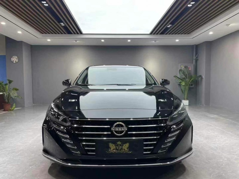 成都23年日产天籁1