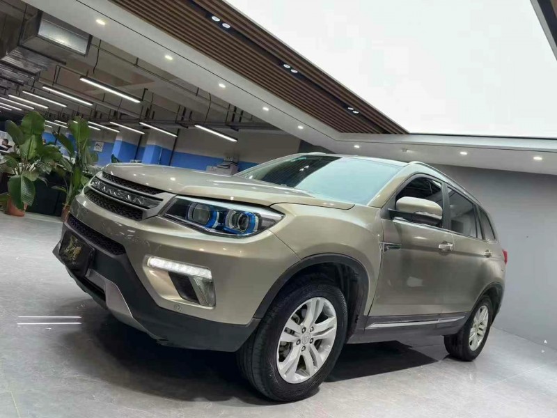 成都17年长安汽车CS752