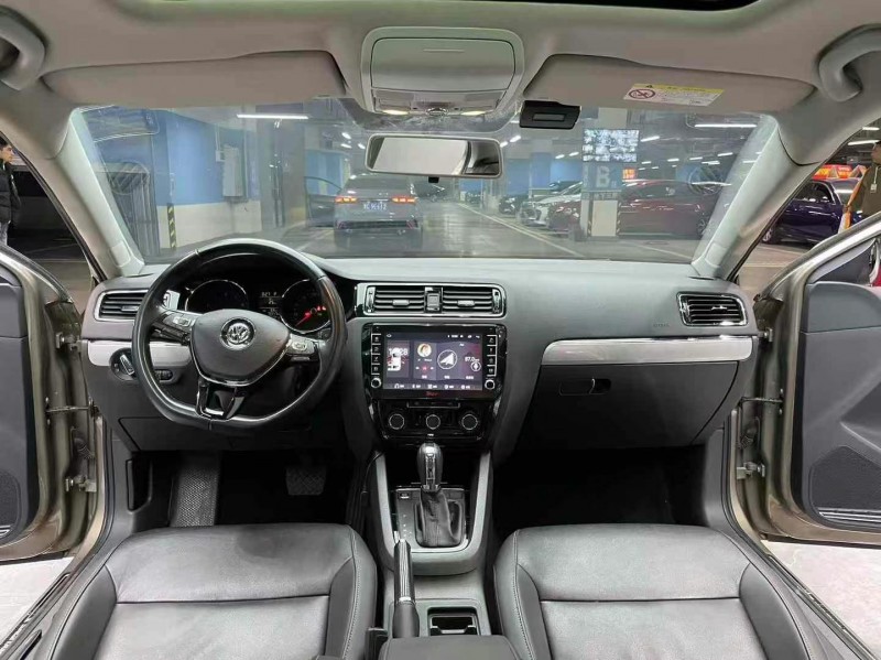 成都17年大众速腾3