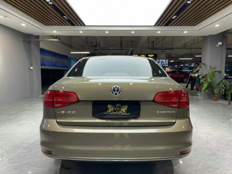 成都17年大众速腾6