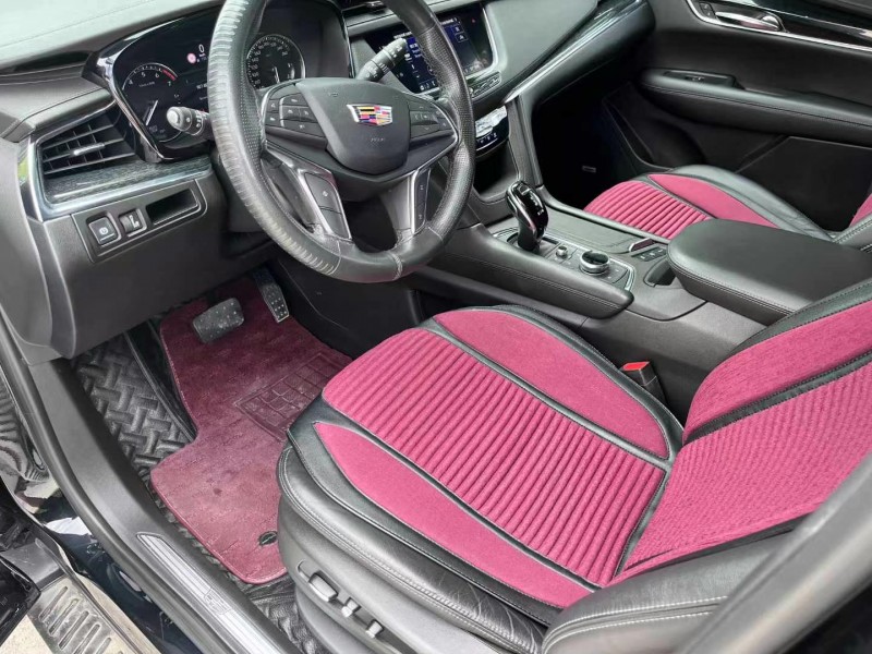 保定19年凯迪拉克XT58