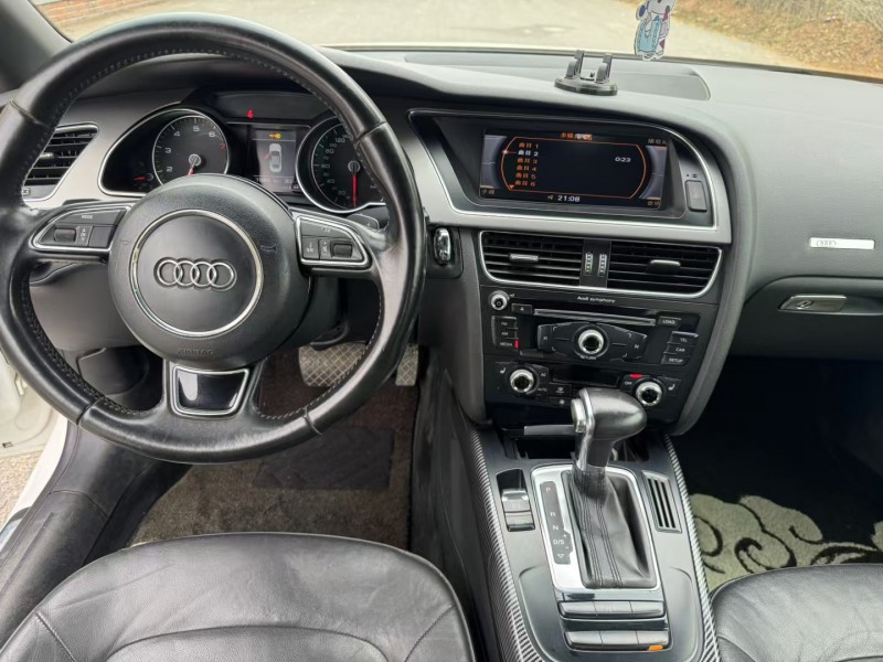 青岛13年奥迪A56