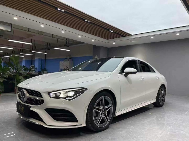 成都23年奔驰CLA2