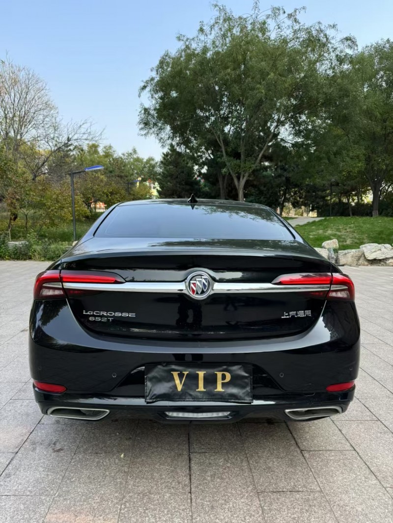 邢台20年别克君威9