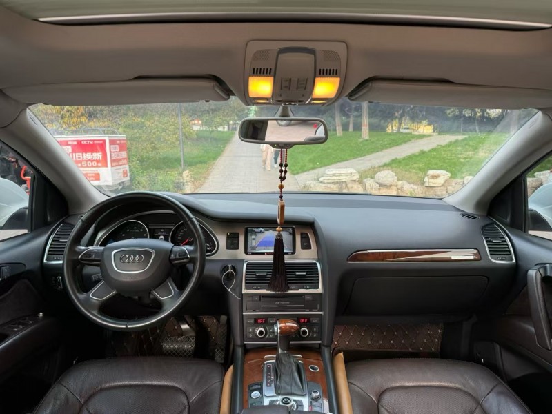 邢台15年奥迪Q75