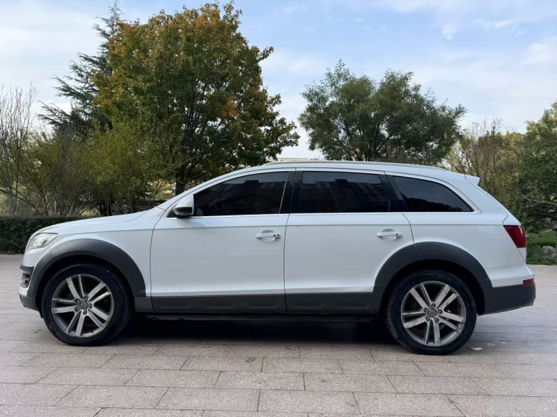 邢台15年奥迪Q78