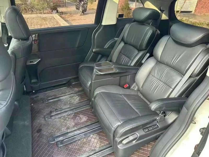 潍坊18年本田艾力绅6