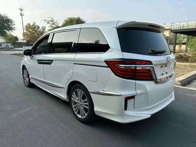 潍坊18年本田艾力绅7