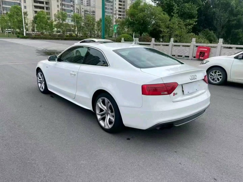 徐州12年奥迪S58
