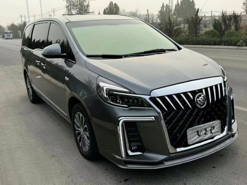 济宁22年别克GL82