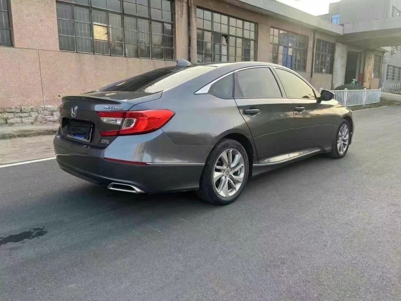 济宁20年本田雅阁4