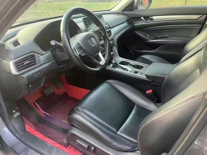 济宁20年本田雅阁5