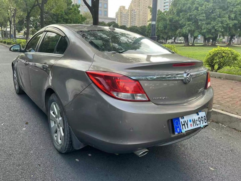 东莞11年别克君威4