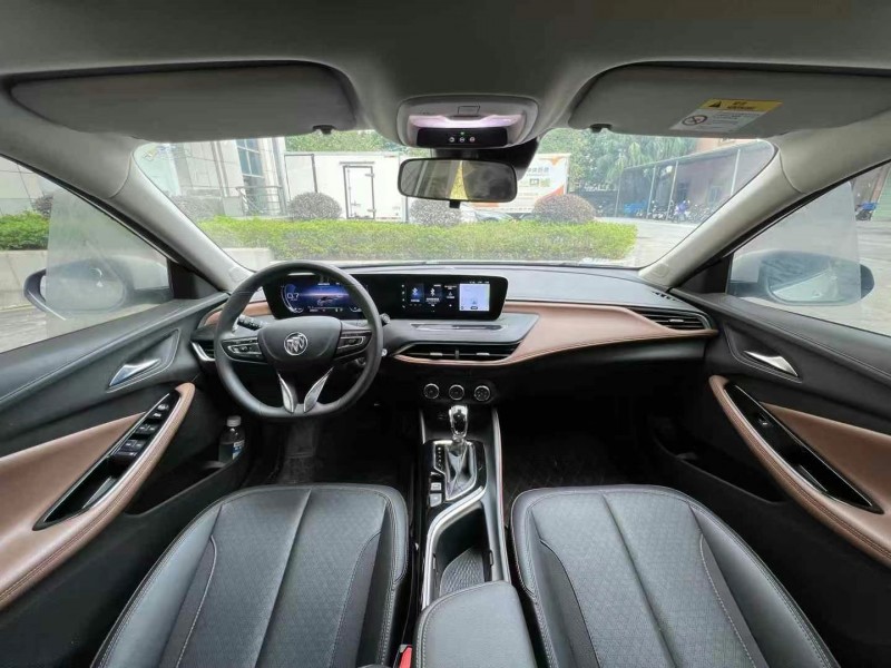 东莞22年别克威朗7