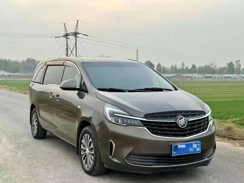 济宁21年别克GL83