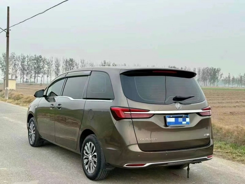 济宁21年别克GL87