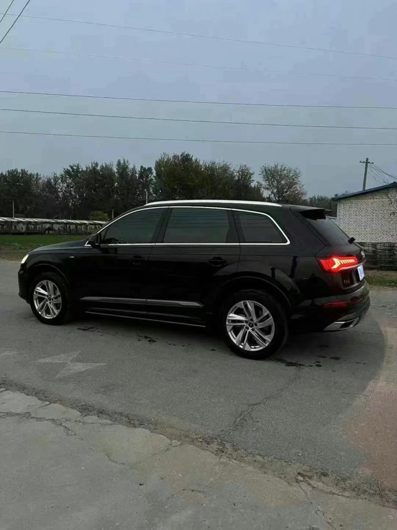 菏泽22年奥迪Q78