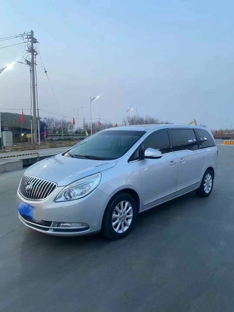 济宁13年别克GL83