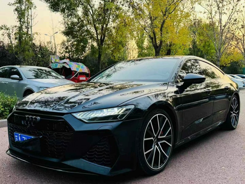 济宁19年奥迪A7L2