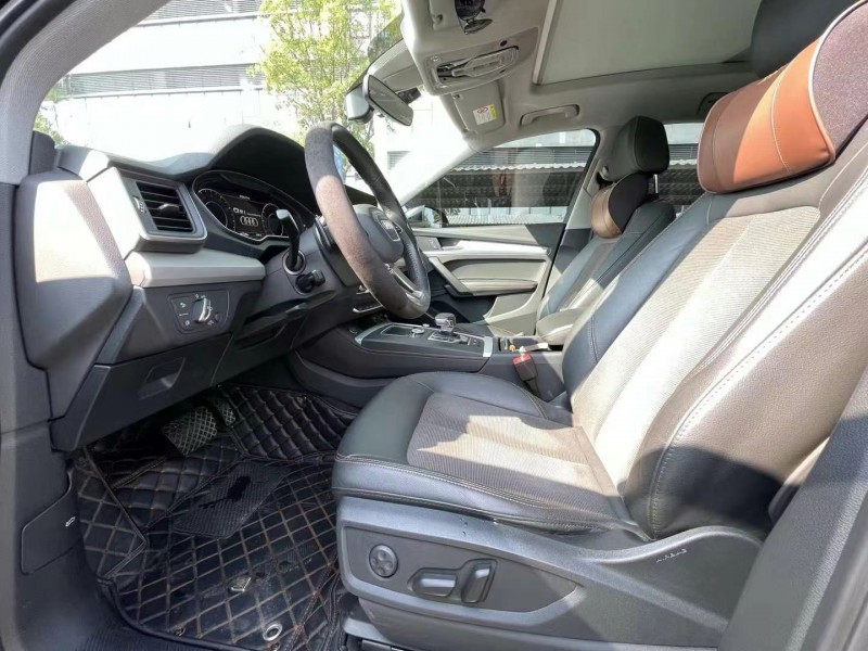 东莞19年奥迪Q56