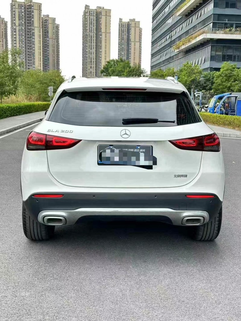 东莞21年奔驰GLA9