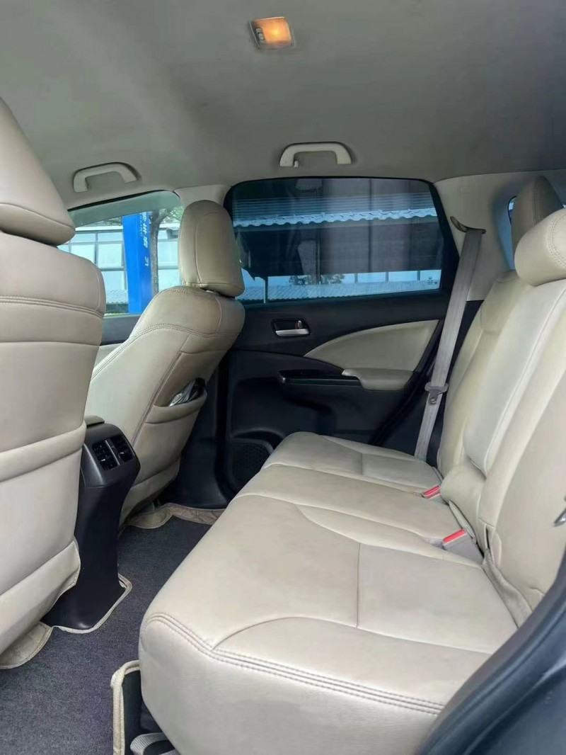 东莞12年本田CRV4