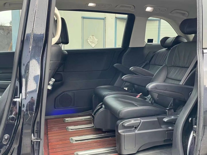 济宁20年本田奥德赛5