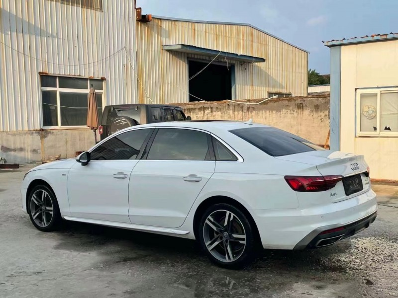 济宁21年奥迪A4L8