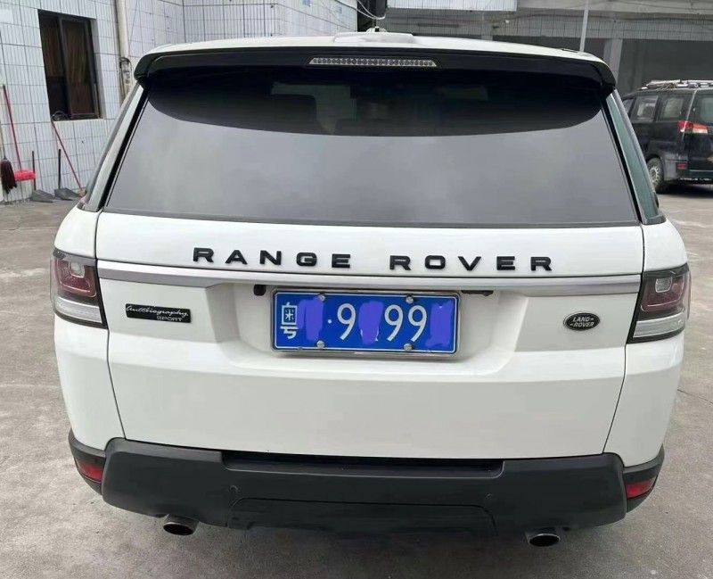 广州16年路虎揽胜运动8