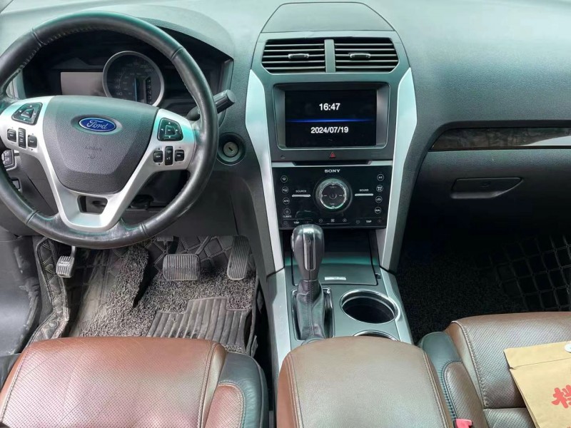 济宁14年福特探险者4