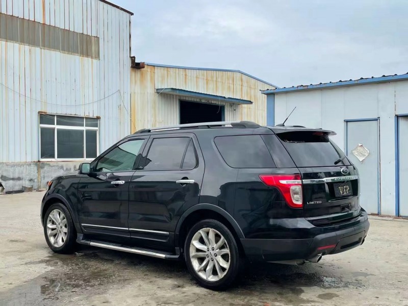 济宁14年福特探险者8