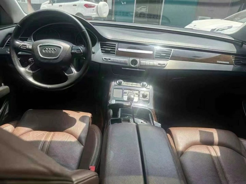 潍坊14年奥迪A8L5