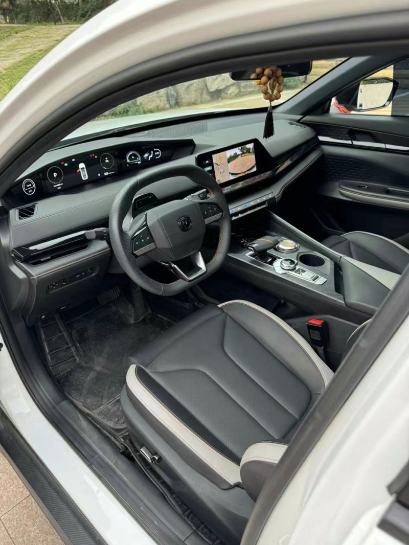 邢台23年长安汽车UNI-V4