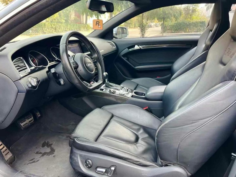 潍坊16年奥迪RS54