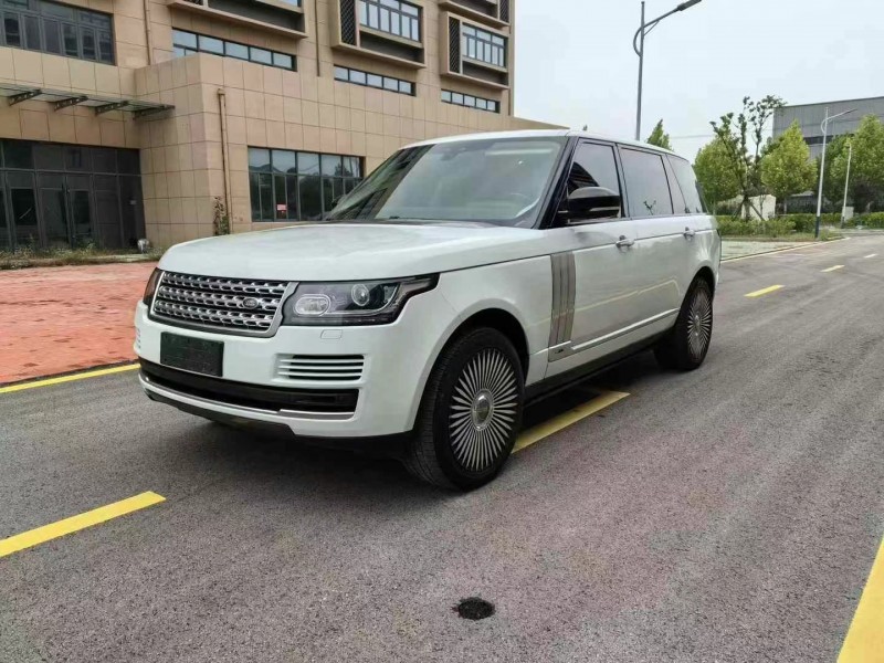 徐州19年路虎揽胜行政3