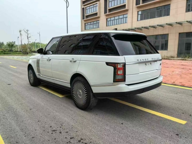 徐州19年路虎揽胜行政7