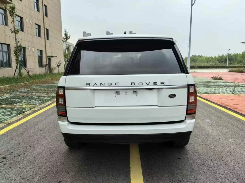 徐州19年路虎揽胜行政9