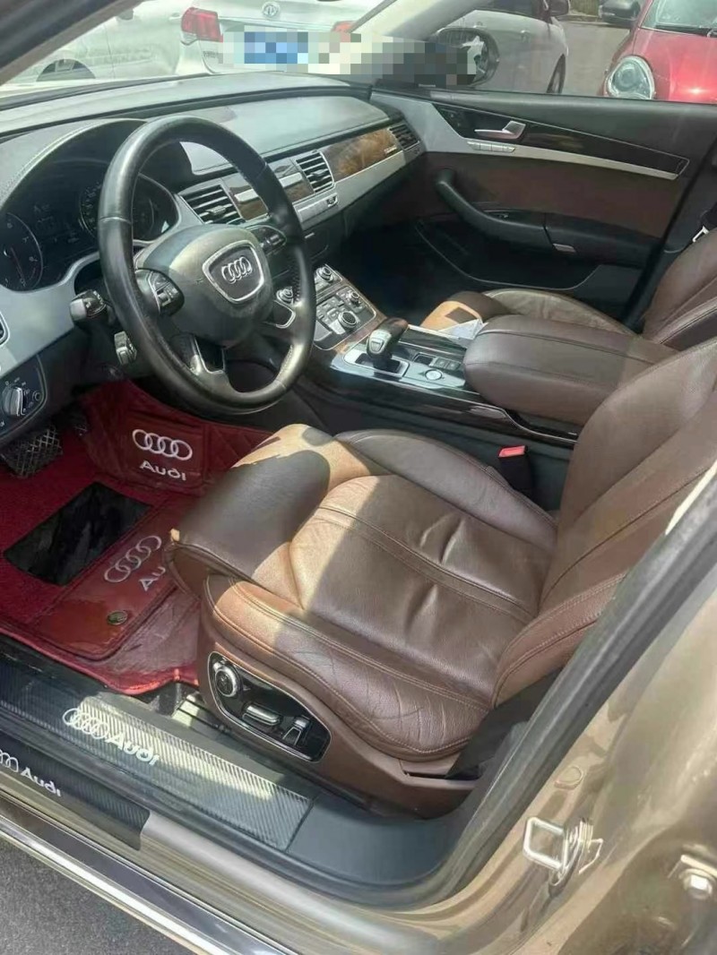 济宁14年奥迪A8L3
