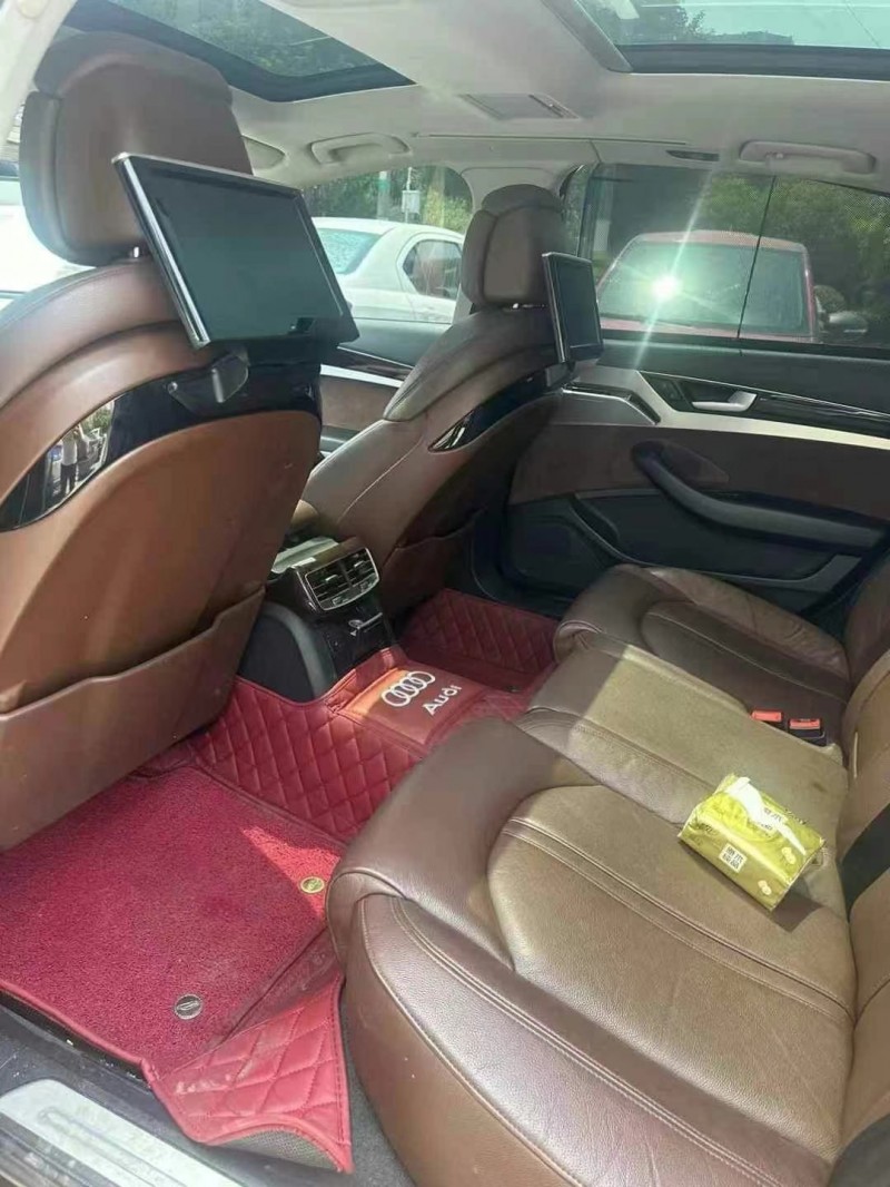 济宁14年奥迪A8L5