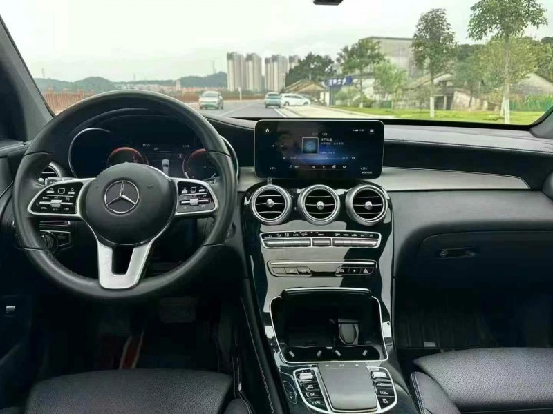 东莞20年奔驰GLC5