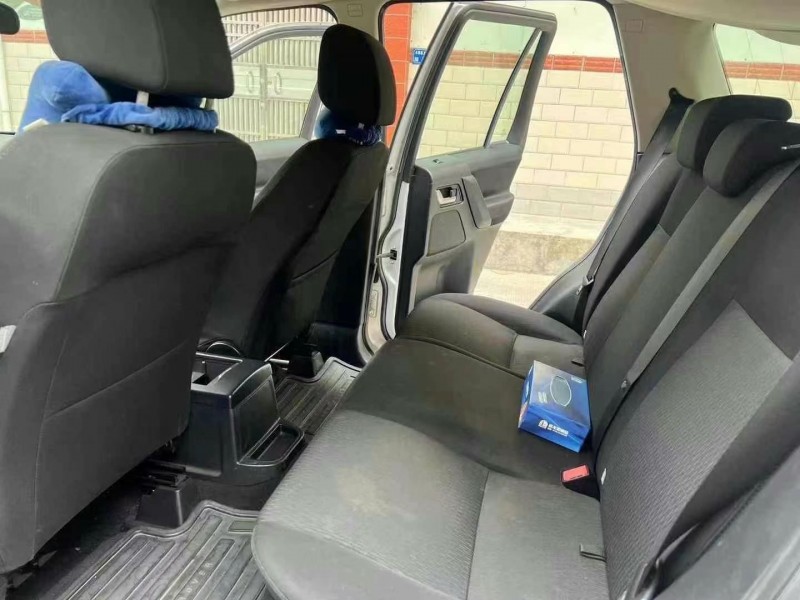 广州12年路虎发现4