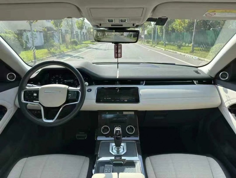 徐州21年路虎极光4