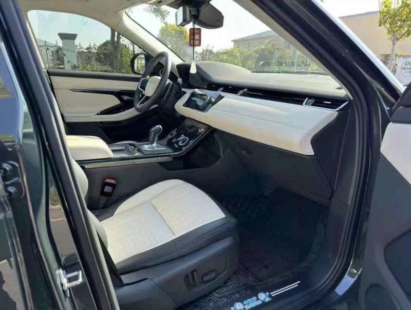 徐州21年路虎极光6