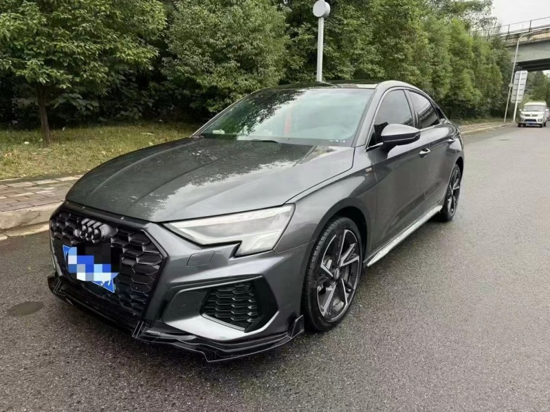 成都22年奥迪A33