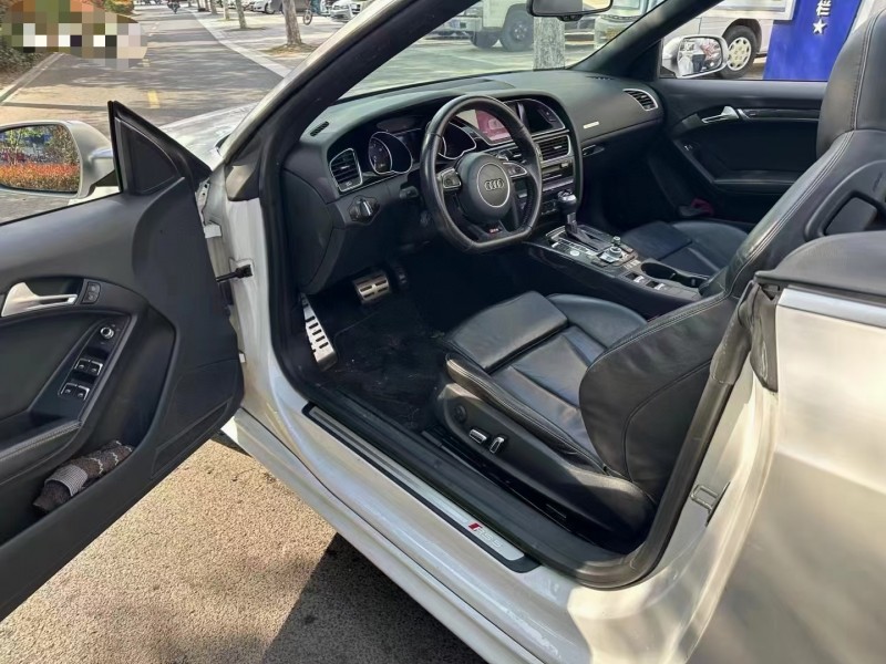 盐城16年奥迪RS55