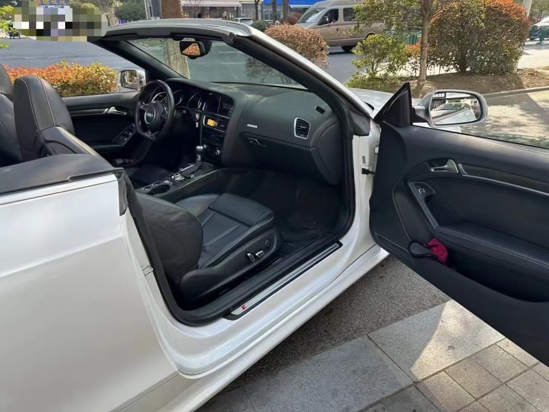 盐城16年奥迪RS56