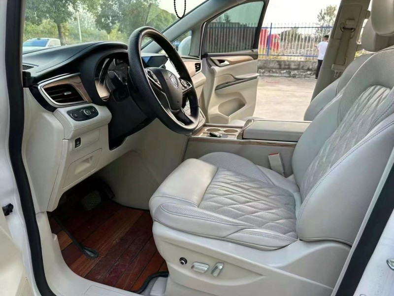 徐州20年别克GL82