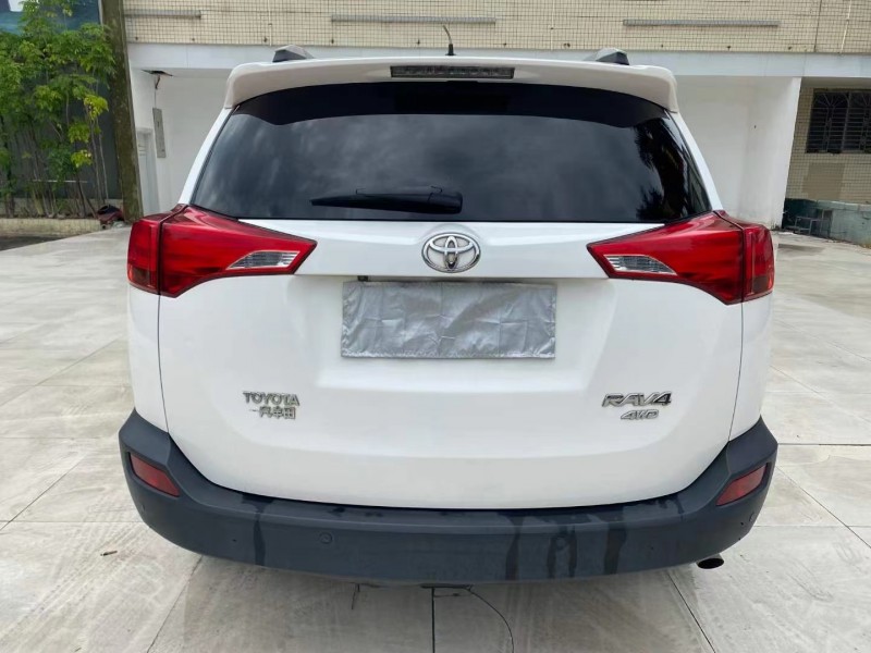 广州14年丰田RAV4荣放9